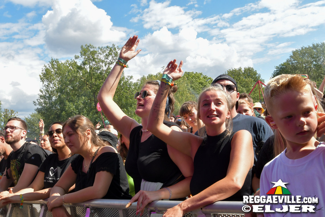 Memoria, Hollie Cook, Miwata