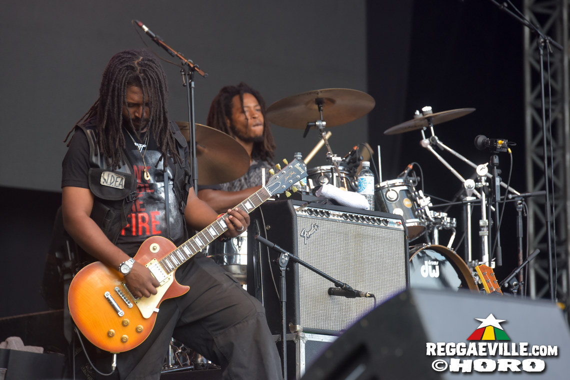 Inner Circle, Julian Marley, Max & Xana Romeo