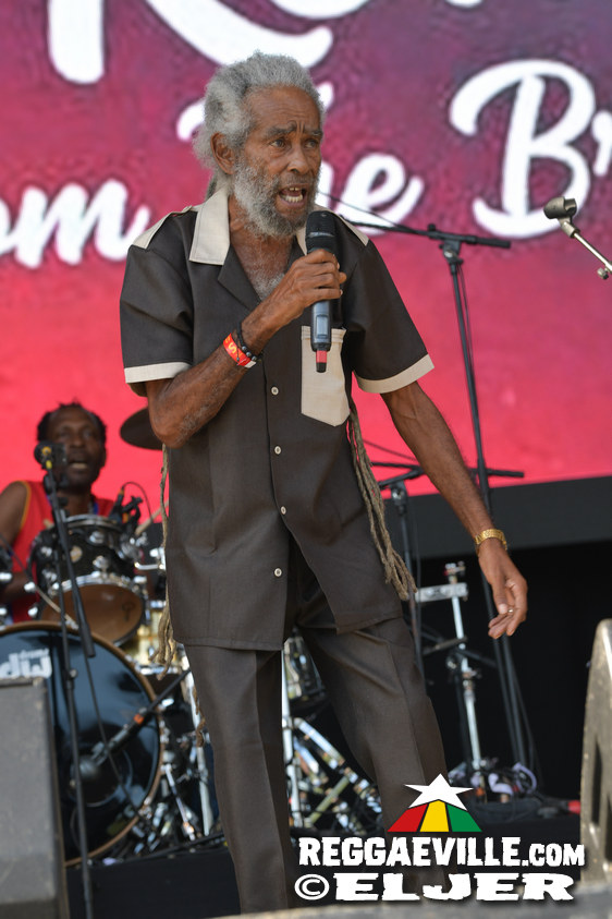 Inner Circle, Julian Marley, Max & Xana Romeo