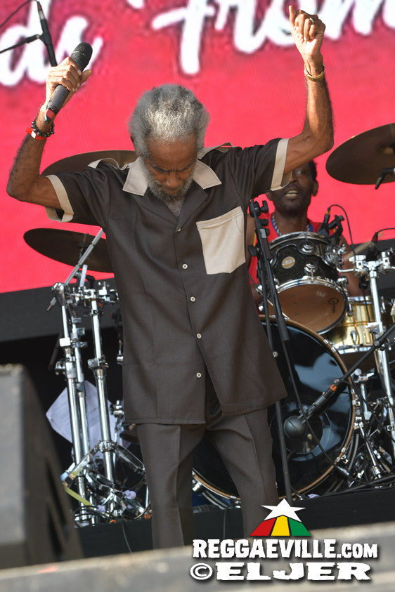 Inner Circle, Julian Marley, Max & Xana Romeo