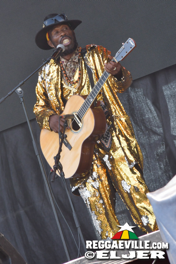 Katchafire, Jahneration, Sara Lugo, Brushy One String