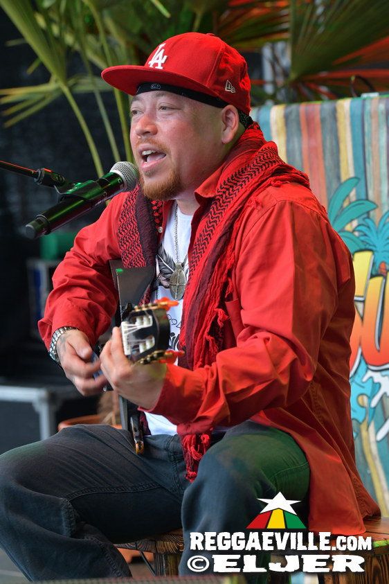 Mike Love, Toké, Martin Jondo