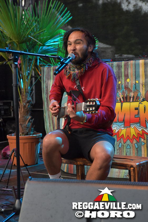 Mike Love, Toké, Martin Jondo