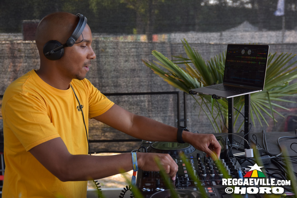 Mike Love, Toké, Martin Jondo