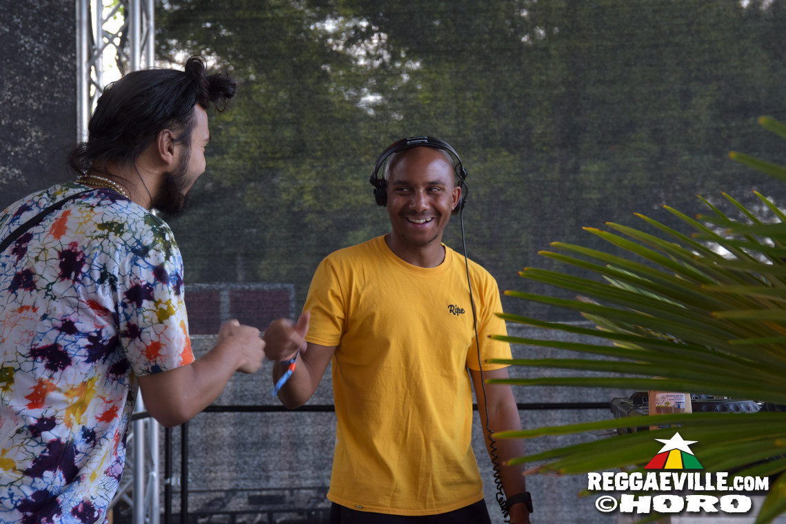 Mike Love, Toké, Martin Jondo