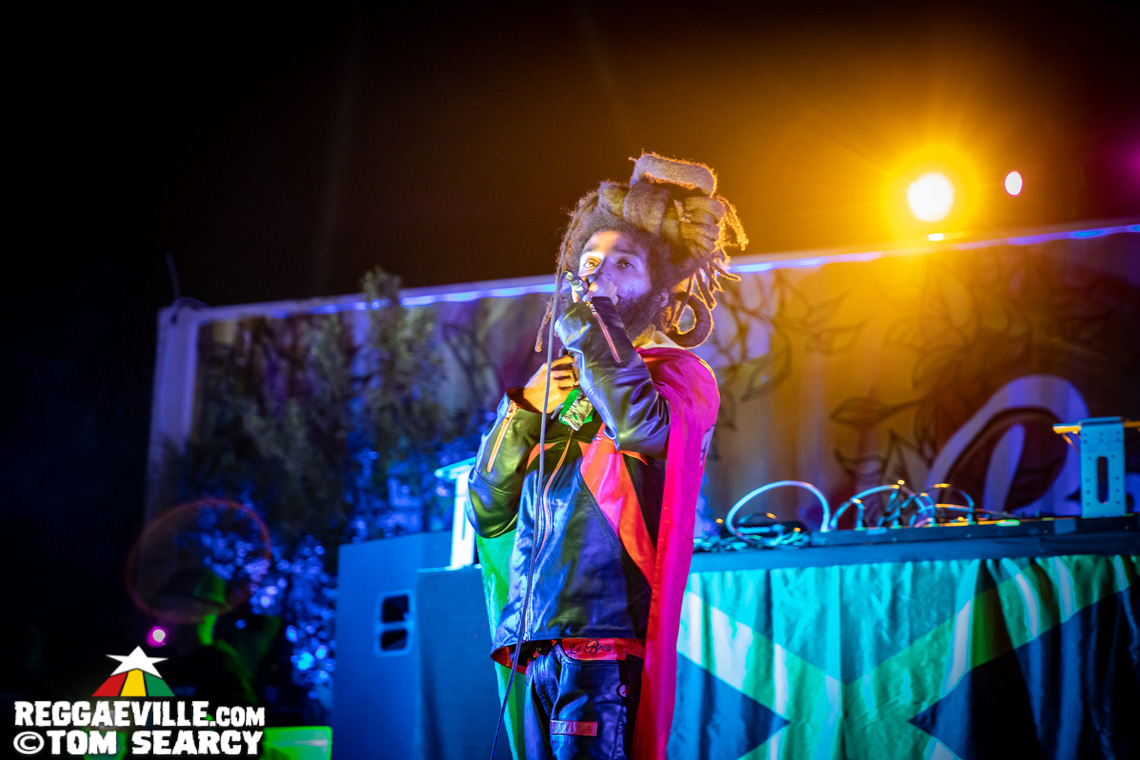 Yaadcore, Sarah Couch & Natural High