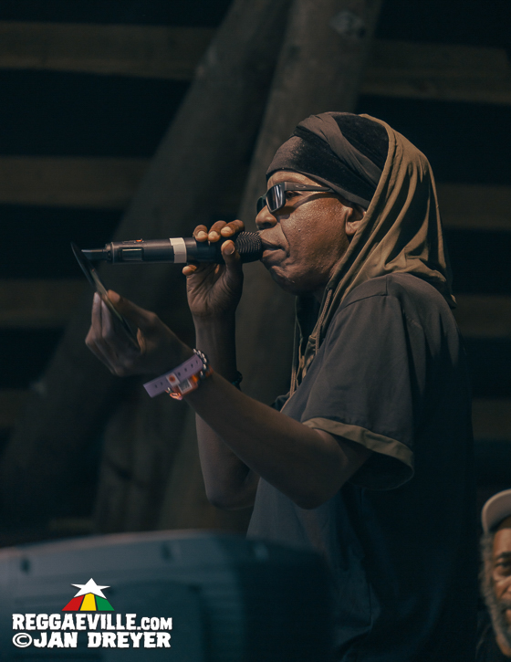 Micah Shemaiah & The Dreadites, Macka B, Ranking Joe