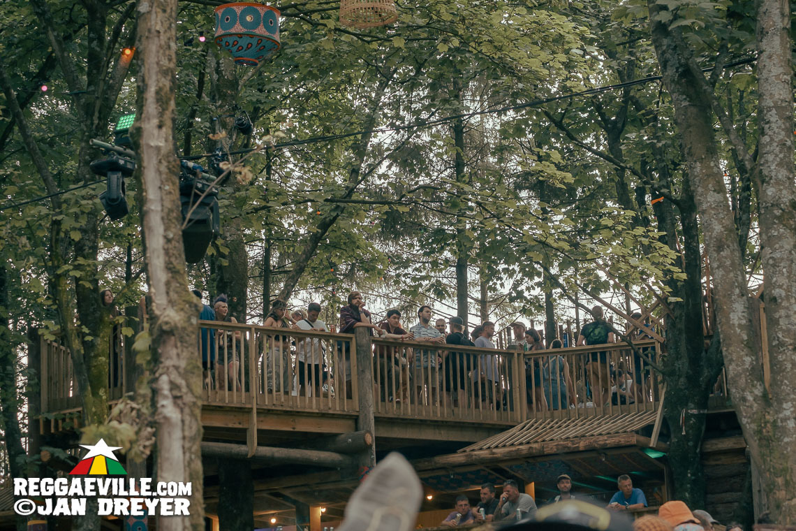 Micah Shemaiah & The Dreadites, Macka B, Ranking Joe