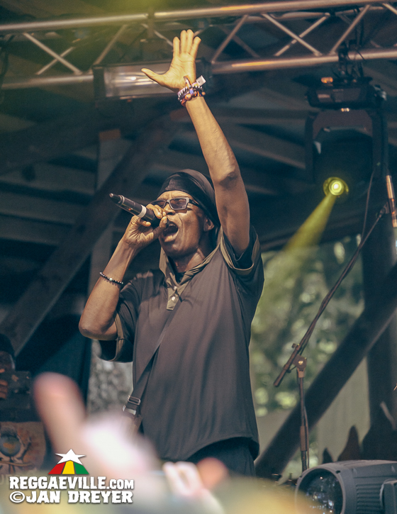 Micah Shemaiah & The Dreadites, Macka B, Ranking Joe