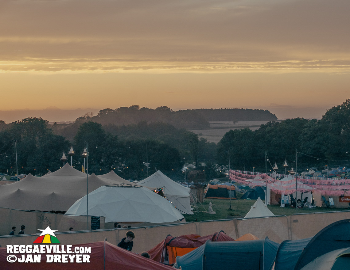 Micah Shemaiah & The Dreadites, Macka B, Ranking Joe