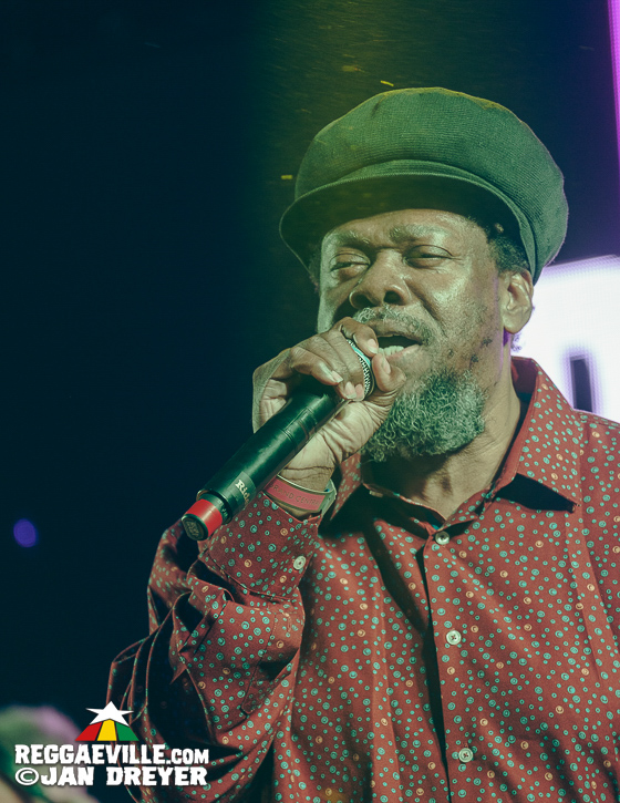 Mungo's Hi-Fi, L'Entourloop, Barrington Levy, Mr. Williamz