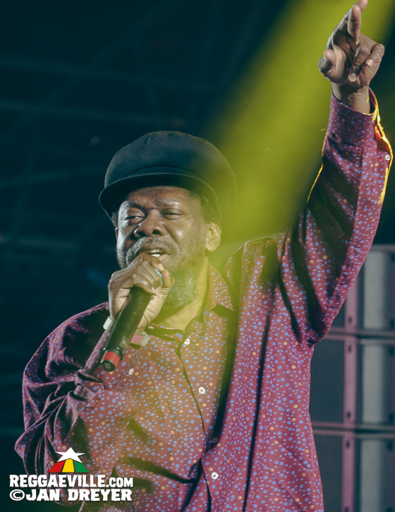 Mungo's Hi-Fi, L'Entourloop, Barrington Levy, Mr. Williamz