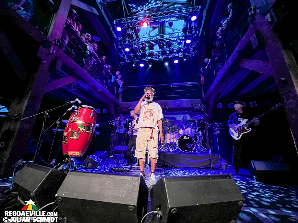 Burning Spear & The Burning Band