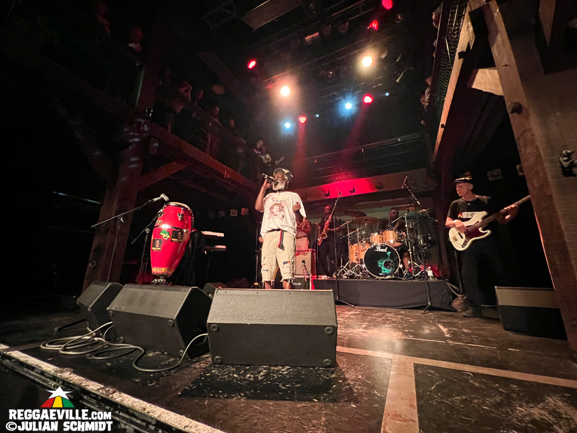 Burning Spear & The Burning Band