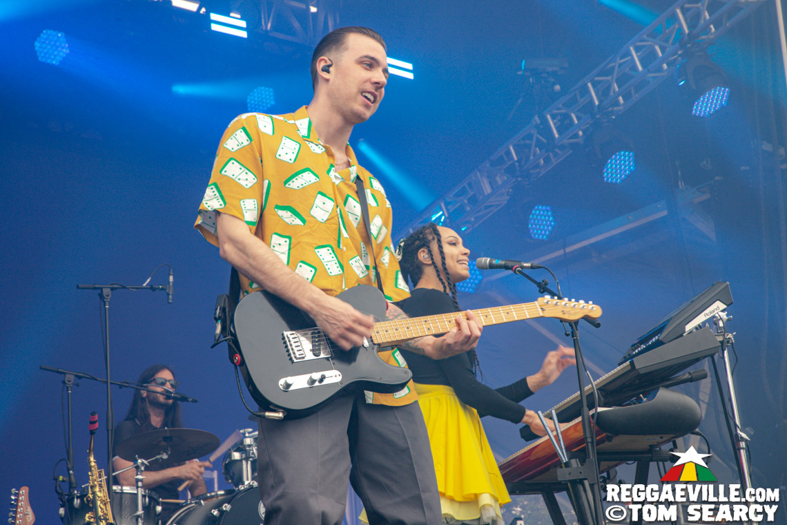 Lila Iké, The Skints, L.A.B