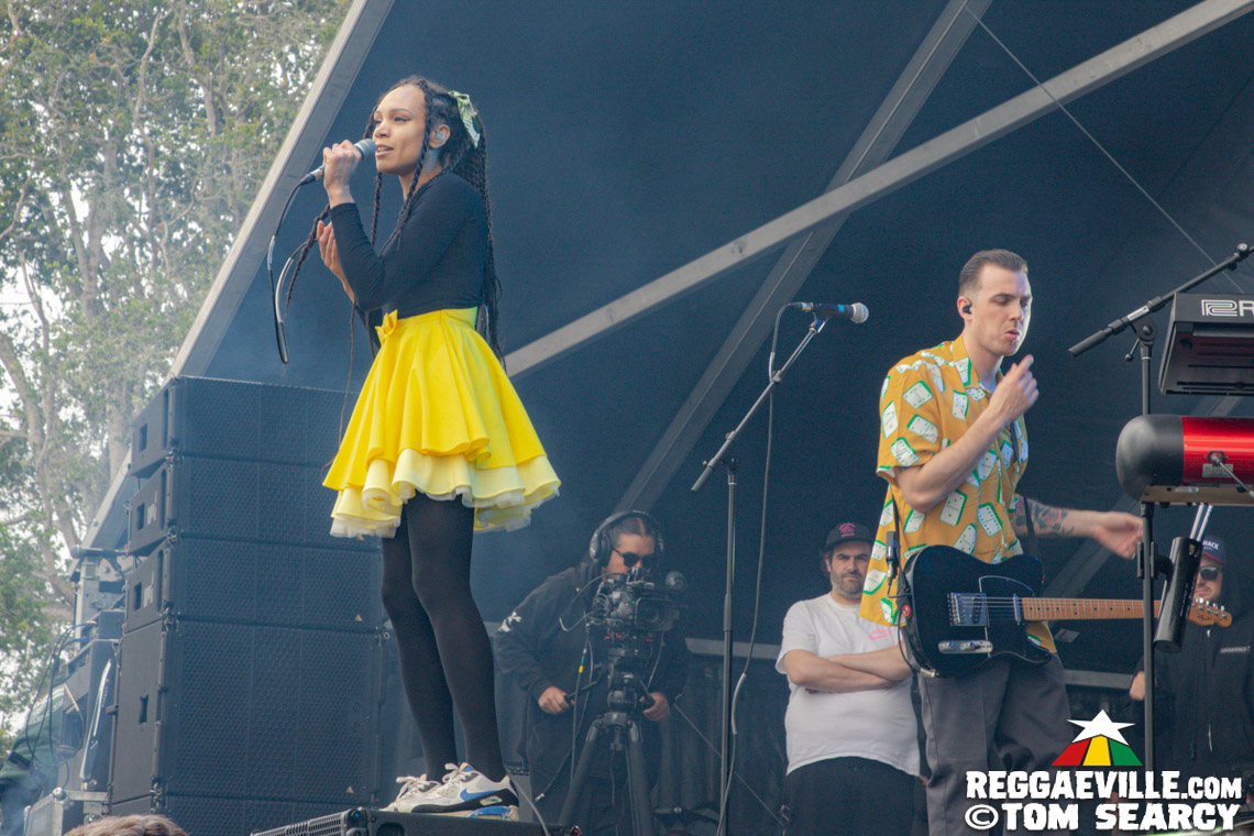 Lila Iké, The Skints, L.A.B