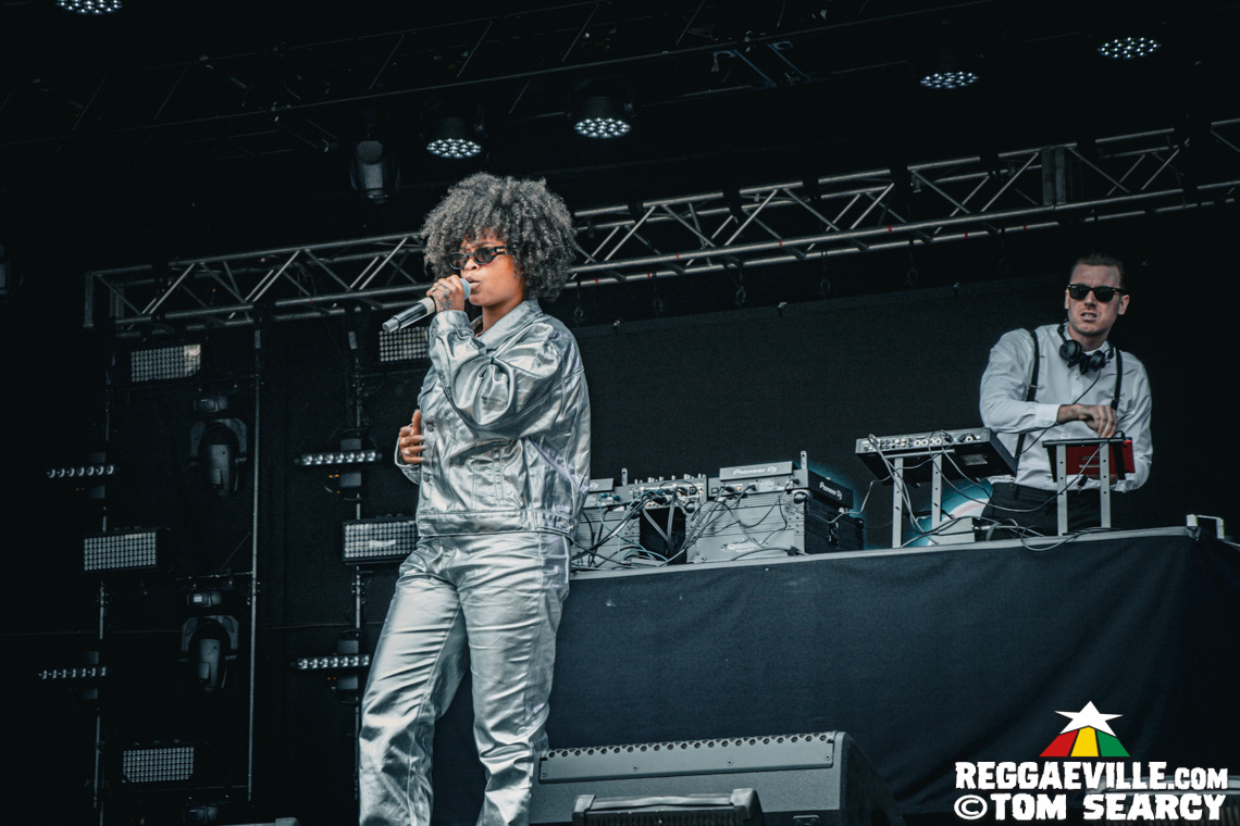 Lila Iké, The Skints, L.A.B