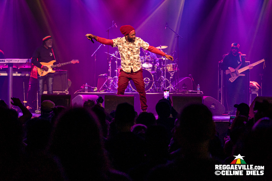 Capleton & The Prophecy Band, Jah Thunder