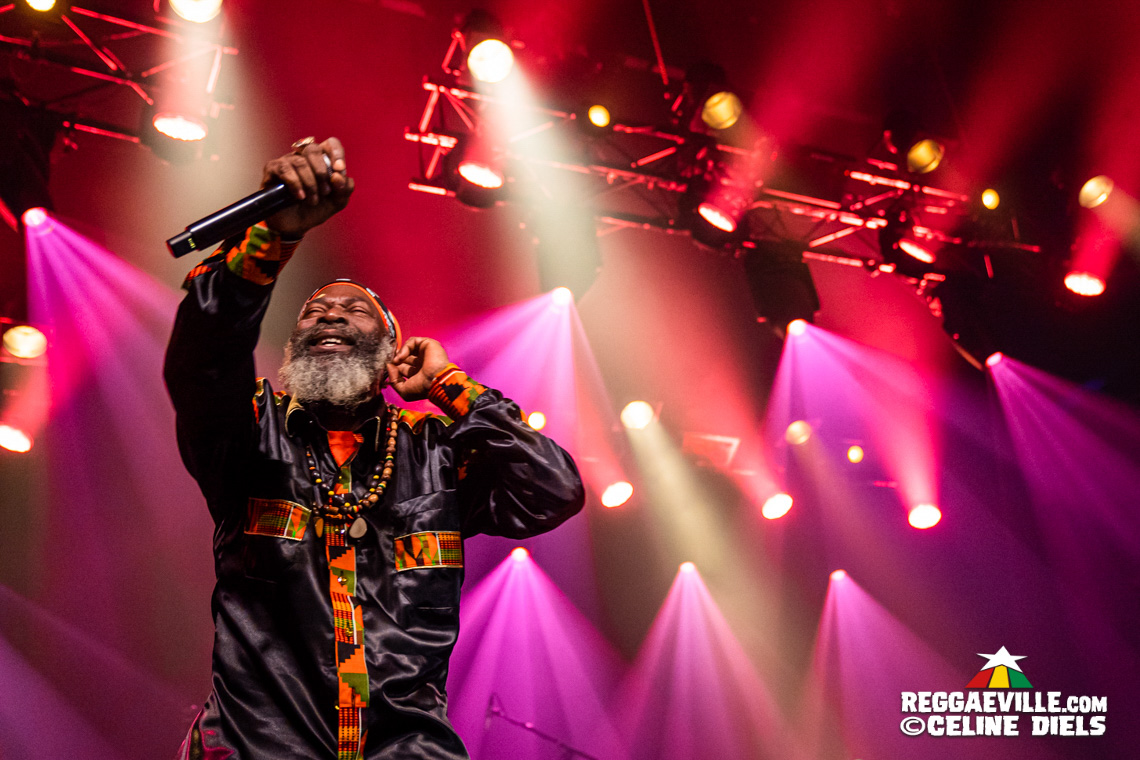 Capleton & The Prophecy Band, Jah Thunder
