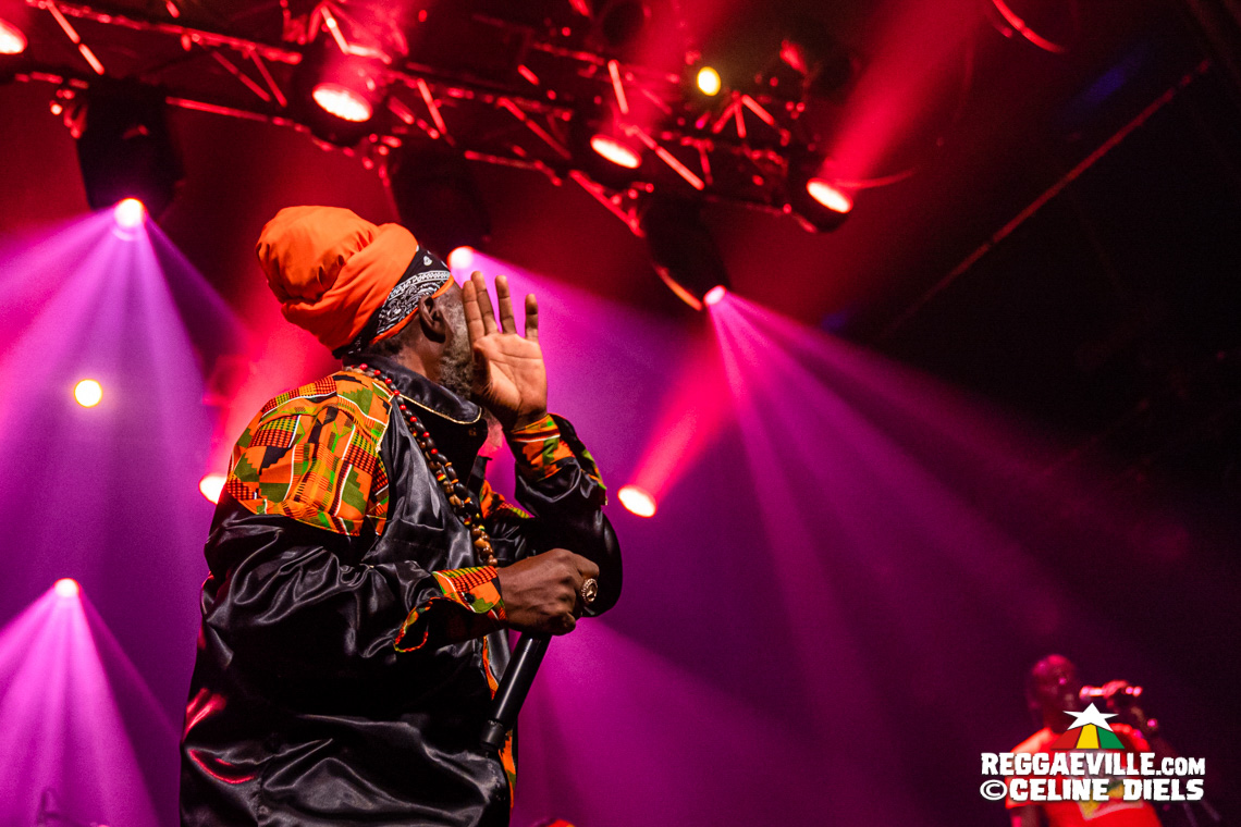 Capleton & The Prophecy Band, Jah Thunder