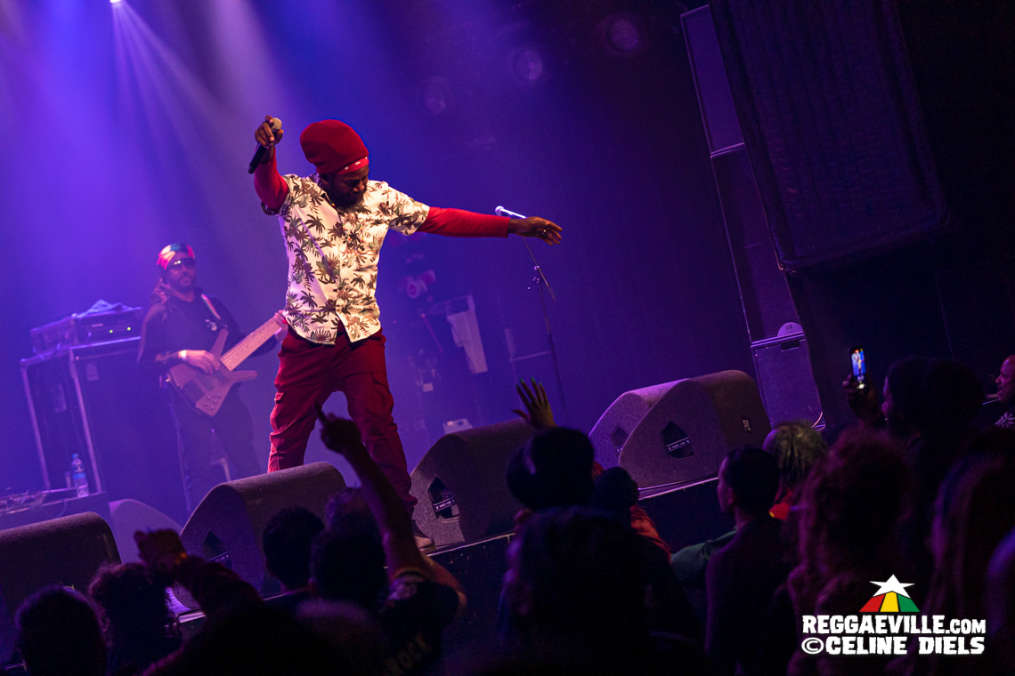 Capleton & The Prophecy Band, Jah Thunder