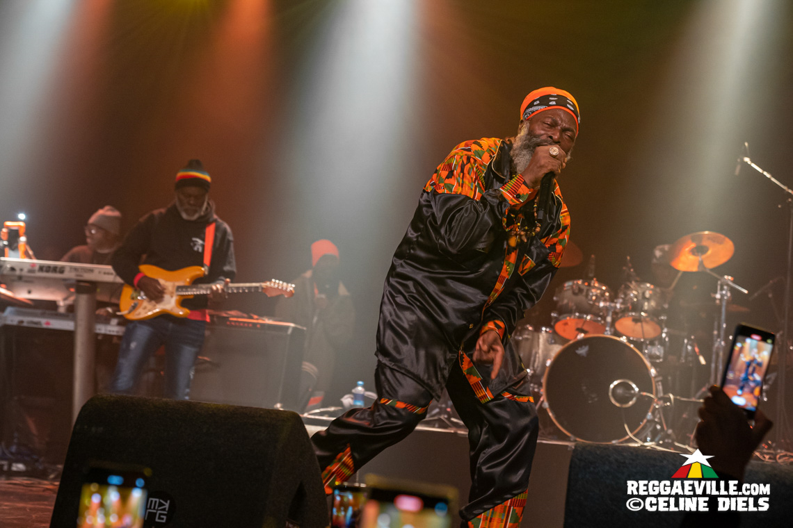 Capleton & The Prophecy Band, Jah Thunder
