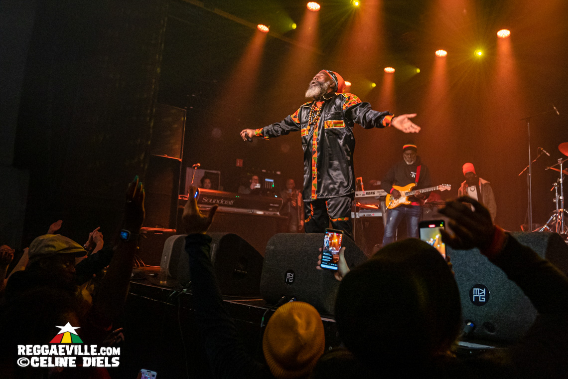 Capleton & The Prophecy Band, Jah Thunder