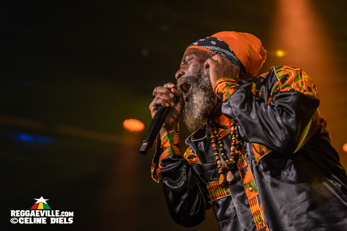 Capleton & The Prophecy Band, Jah Thunder