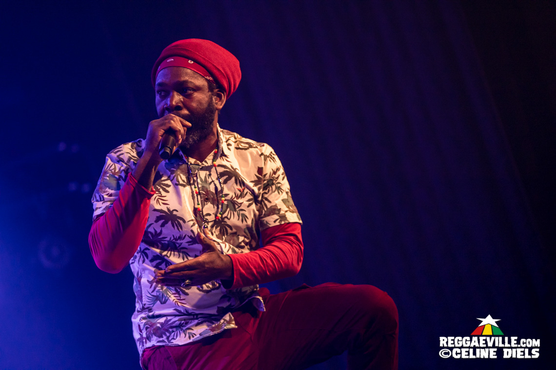 Capleton & The Prophecy Band, Jah Thunder