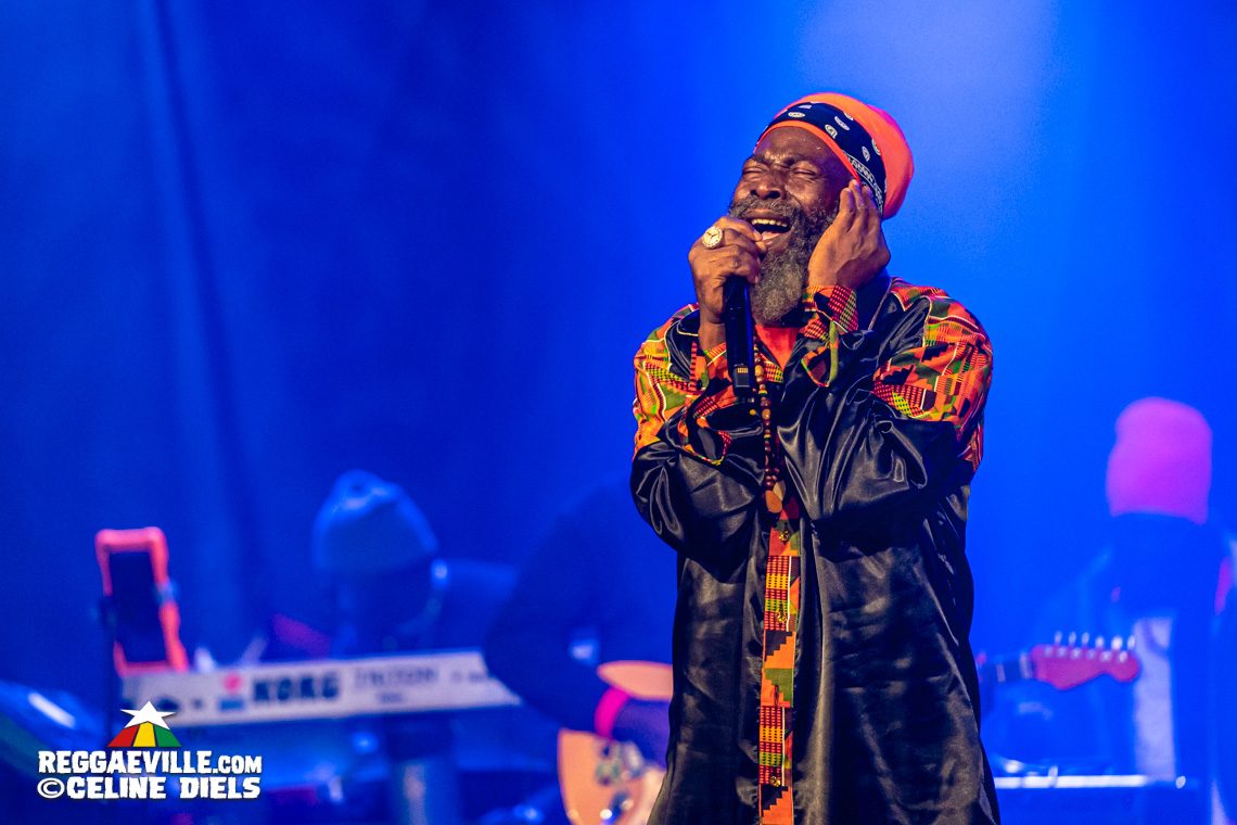 Capleton & The Prophecy Band, Jah Thunder