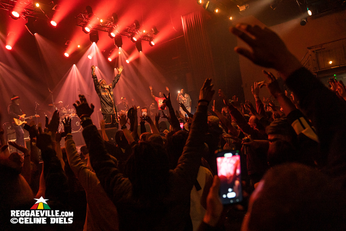 Capleton & The Prophecy Band, Jah Thunder