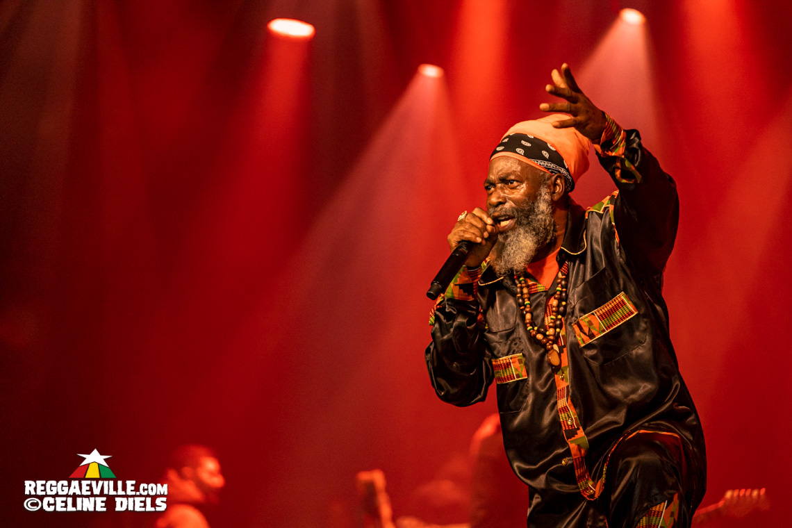Capleton & The Prophecy Band, Jah Thunder