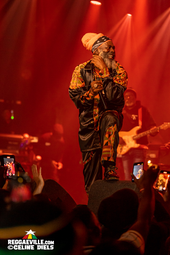 Capleton & The Prophecy Band, Jah Thunder