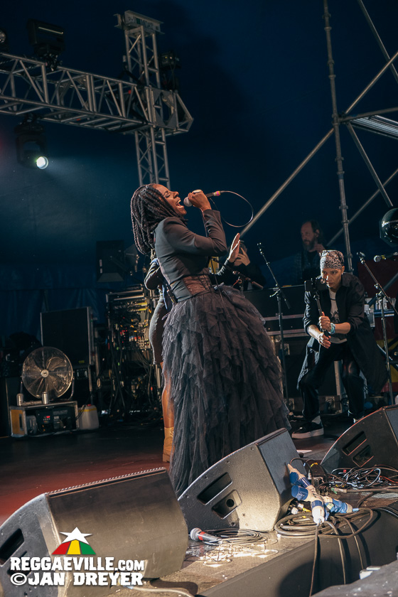 Max & Xana Romeo, Koffee, Jah9