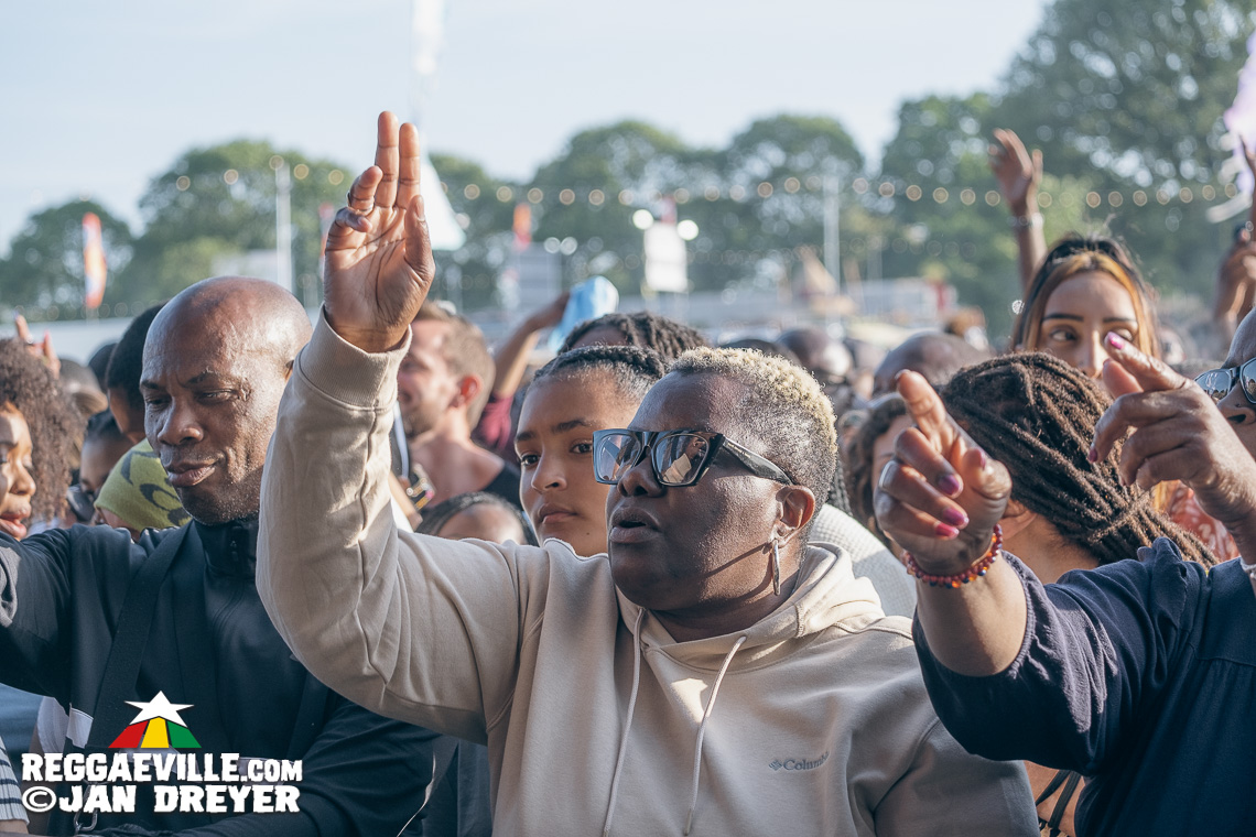 Max & Xana Romeo, Koffee, Jah9