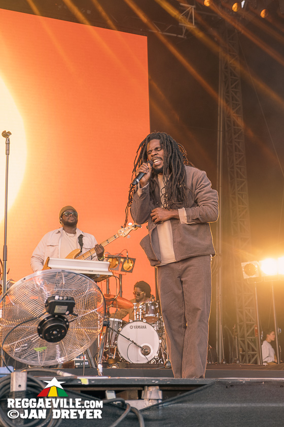 Chronixx, Skillibeng, Seani B