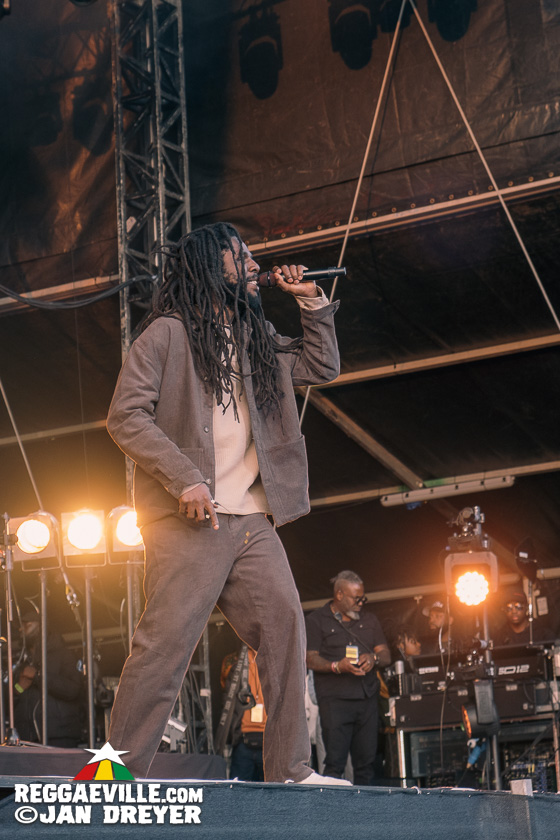 Chronixx, Skillibeng, Seani B