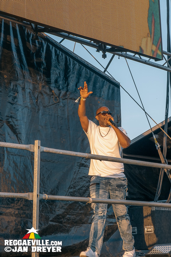 Chronixx, Skillibeng, Seani B