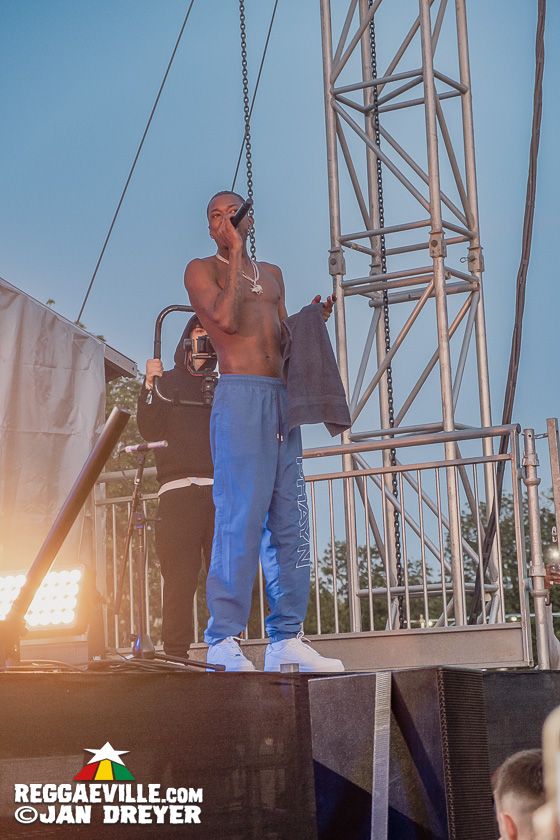 Chronixx, Skillibeng, Seani B