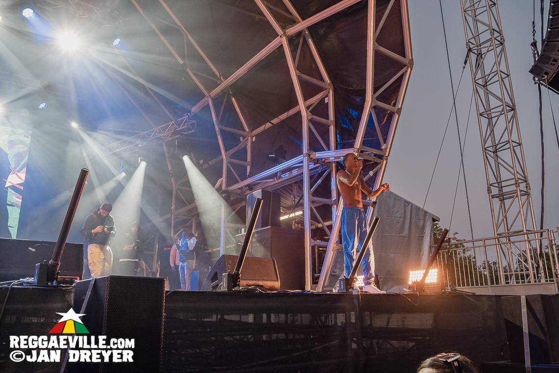 Chronixx, Skillibeng, Seani B