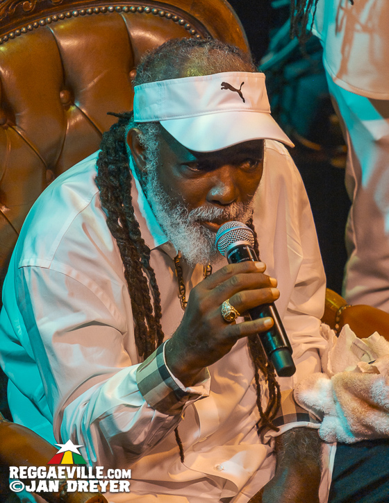 Freddie McGregor feat. Stephen & Chino plus Beenie Man & Tippa Irie