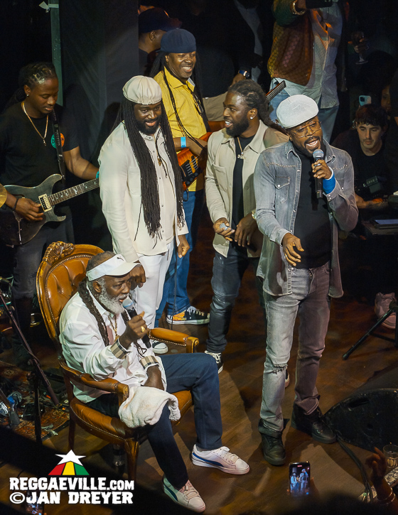 Freddie McGregor feat. Stephen & Chino plus Beenie Man & Tippa Irie