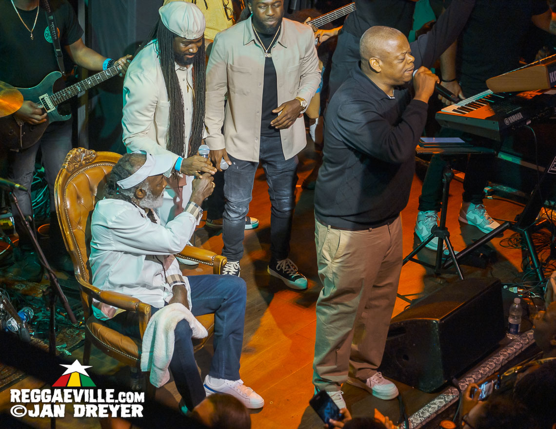 Freddie McGregor feat. Stephen & Chino plus Beenie Man & Tippa Irie