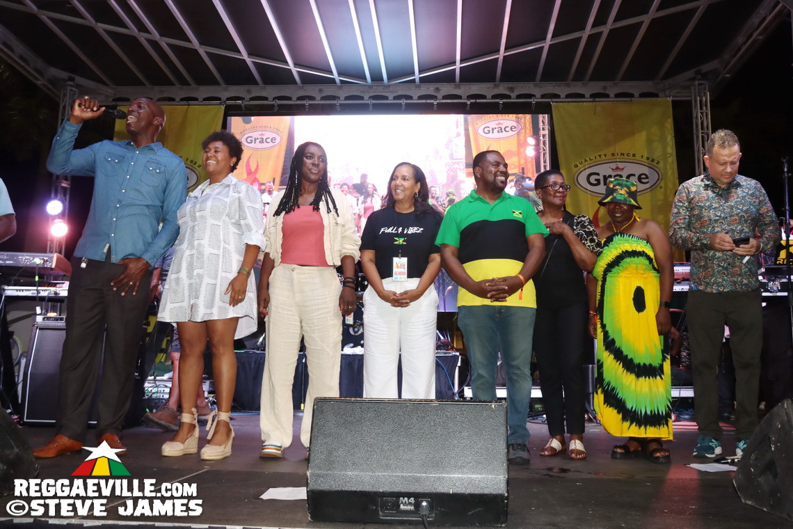 Morgan Heritage, Collie Buddz, Ding Dong