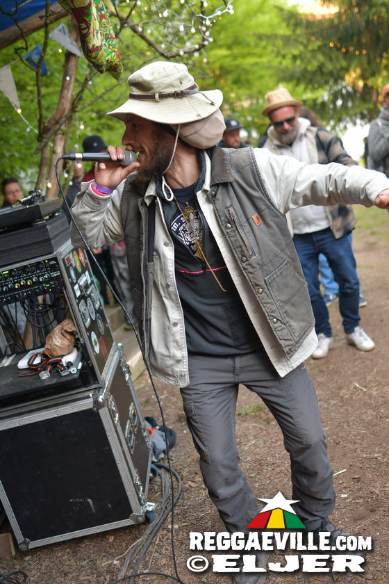 Toroki + Isaya feat. Piya Zawa & Zion Garden & Stella Brown