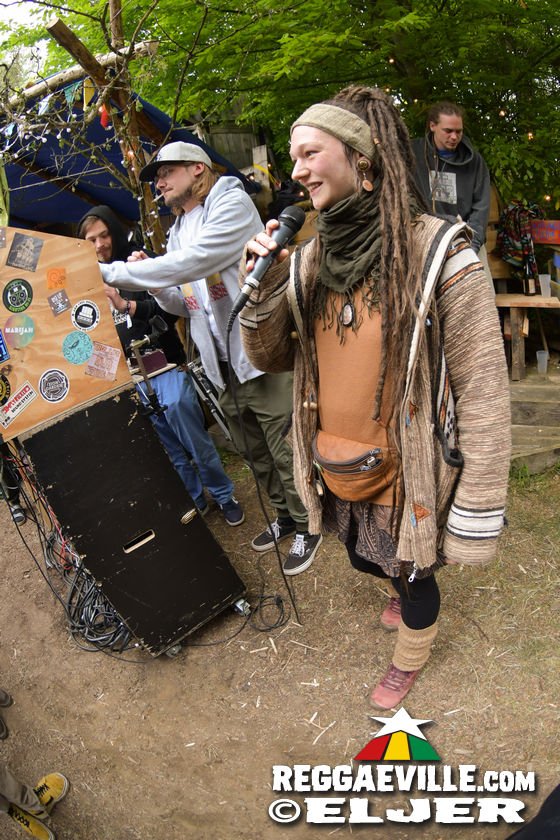 Toroki + Isaya feat. Piya Zawa & Zion Garden & Stella Brown