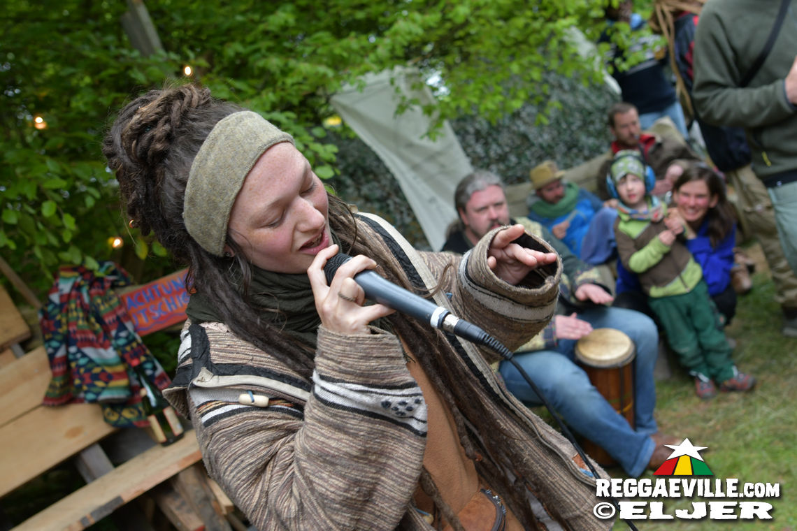 Toroki + Isaya feat. Piya Zawa & Zion Garden & Stella Brown