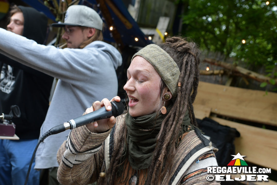 Toroki + Isaya feat. Piya Zawa & Zion Garden & Stella Brown