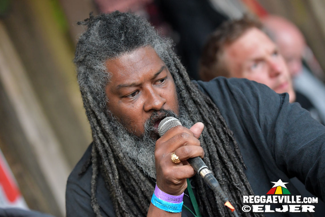 Ras Tinny & Soulfood Sound, Roots Plague Soundsystem