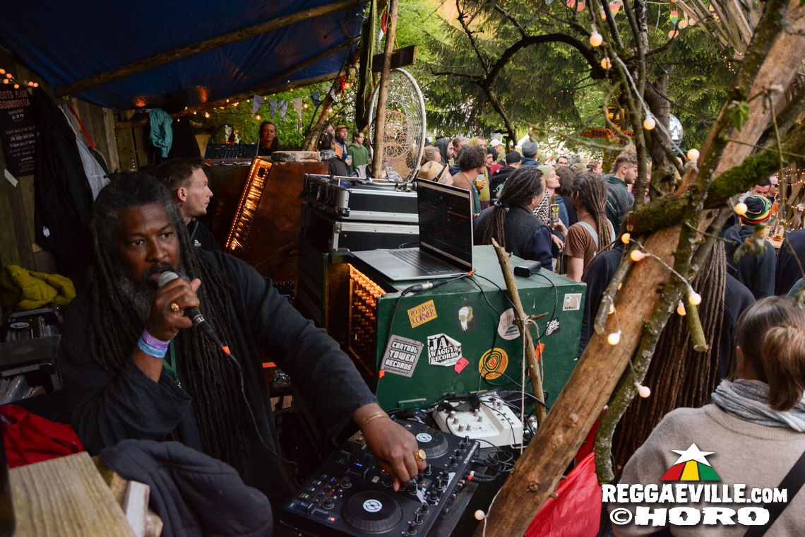 Ras Tinny & Soulfood Sound, Roots Plague Soundsystem